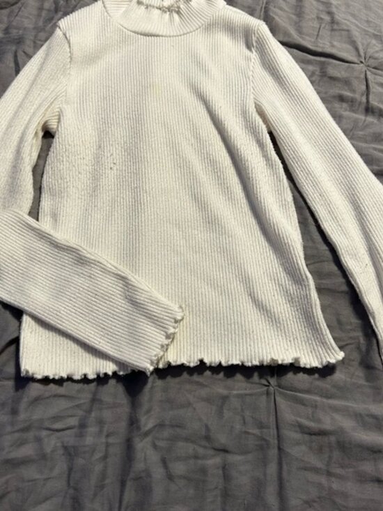 American Eagle Outfitters Cream Ribbed Turtleneck - Picture 1 of 2
